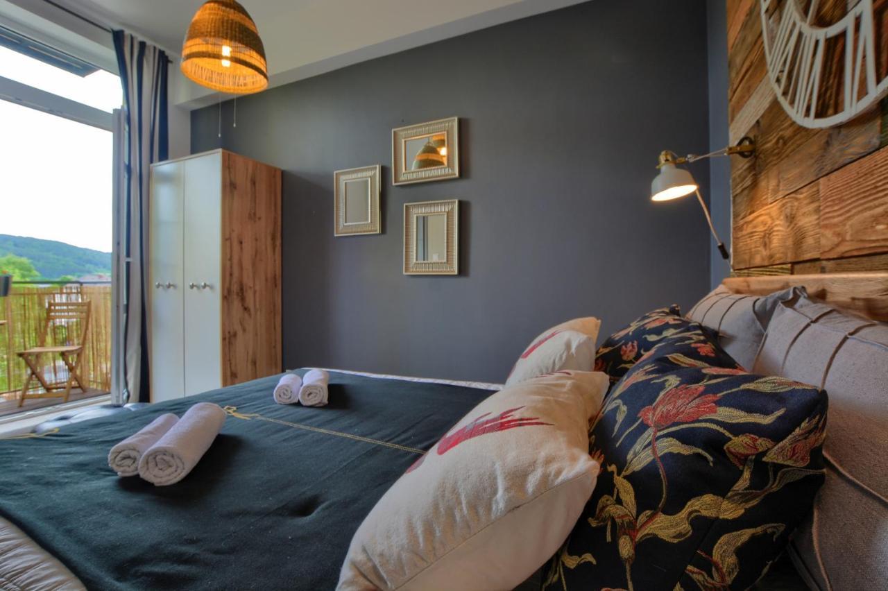 Apartament Fajny Kat Ustrzyki Dolne Ngoại thất bức ảnh