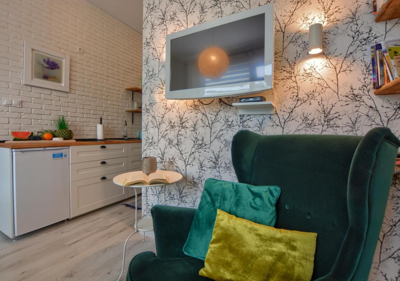 Apartament Fajny Kat Ustrzyki Dolne Ngoại thất bức ảnh